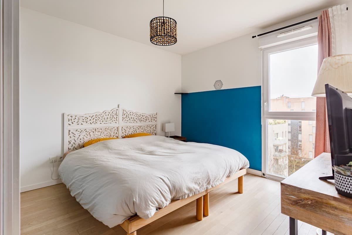 Chambre Colocation Asana – Master Room King Size à Cergy-le-Haut À partir de 690€ cc / mois Cergy (95000) 13m² – 1 chambre